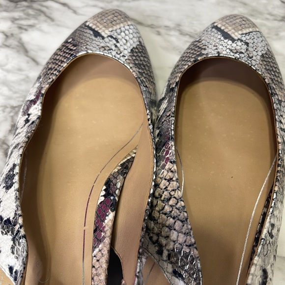 Women's Vionic Jade Flat Slingback Silver Boa Metallic Leather 8 - Picture 9 of 13